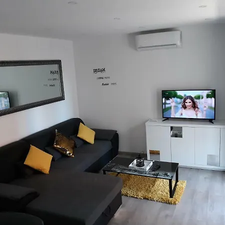 Apartment Luxury Four Seasons *